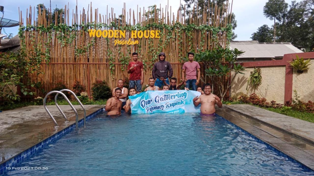 Wooden House Paseban Villa Bogor Exterior photo