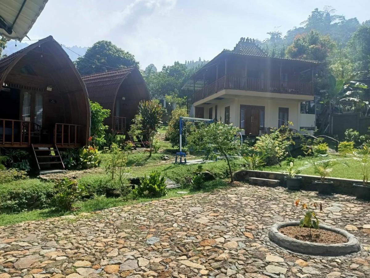 Wooden House Paseban Villa Bogor Exterior photo